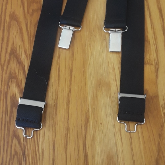 Black suspenders - Picture 2 of 2
